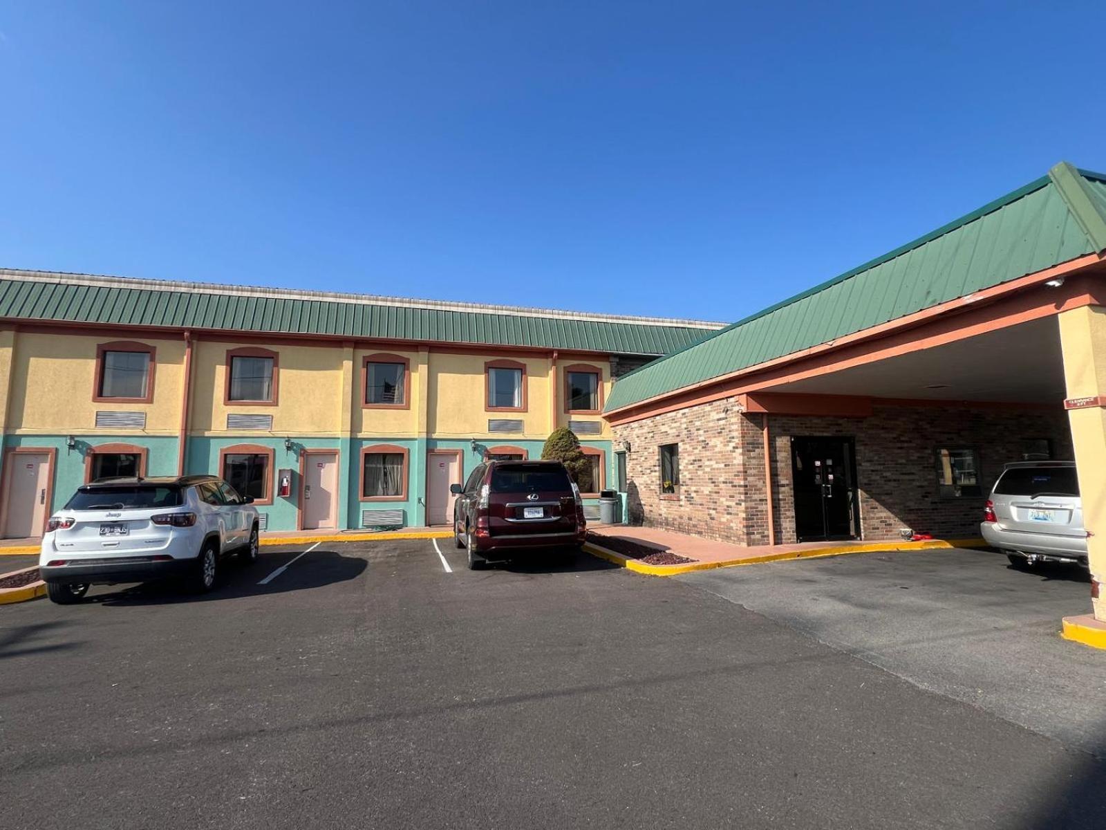 Quality Quarters Inn By Oyo Richmond Ky I-75 Exterior photo