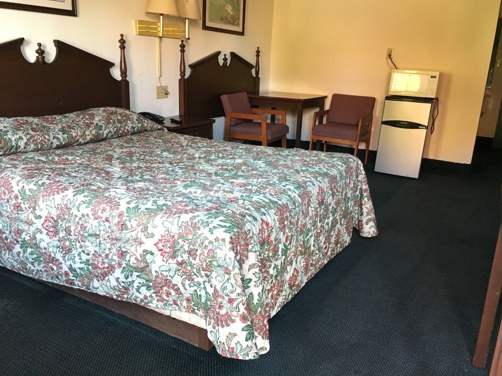 Quality Quarters Inn By Oyo Richmond Ky I-75 Exterior photo